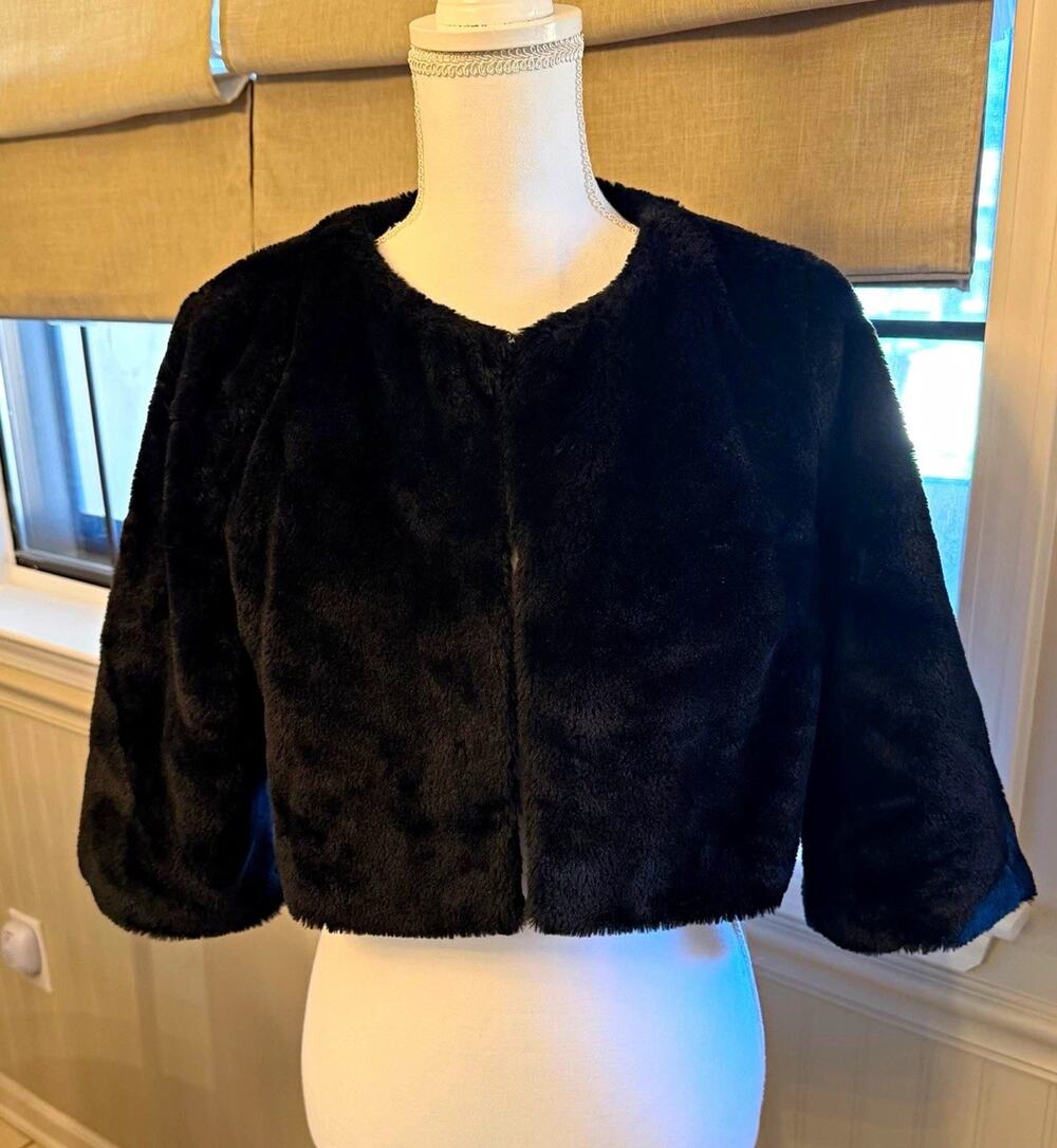 Betsey Johnson Women’s Black Faux Fur Cropped Bolero Jacket 3/4 Sleeve S